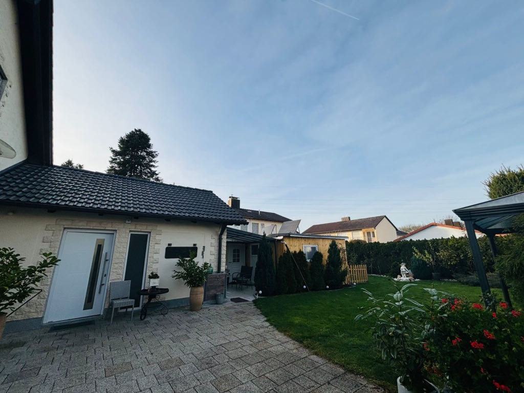 WG-Zimmer Untermenzing-Allach Lauthstraße 34a - Bild 2