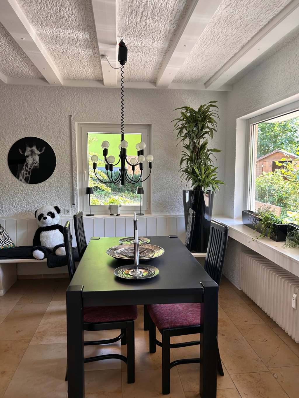 Wohnen mit besonderem Charme: Möblierte Wohnung mit Kamin und Garten – Jägerhausstraße 88, 74074 Heilbronn Heilbronn – Vorschaubild 3