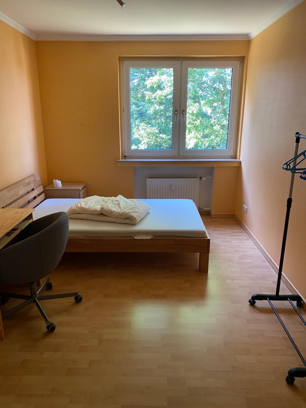 3-Zimmer Wohnung, 89 m2, voll möbliert, Balkon – Düsseldorf Lörick – €1.750 warm – ab 27.08.2026 – 40547 Düsseldorf Lörick – Vorschaubild 6