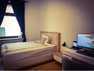 Anzeigenbild: Modernes Zimmer am Opernplatz