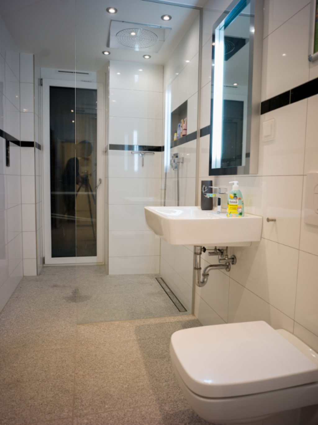 WG-Zimmer Centrum Offenberg Str. - Bild 9
