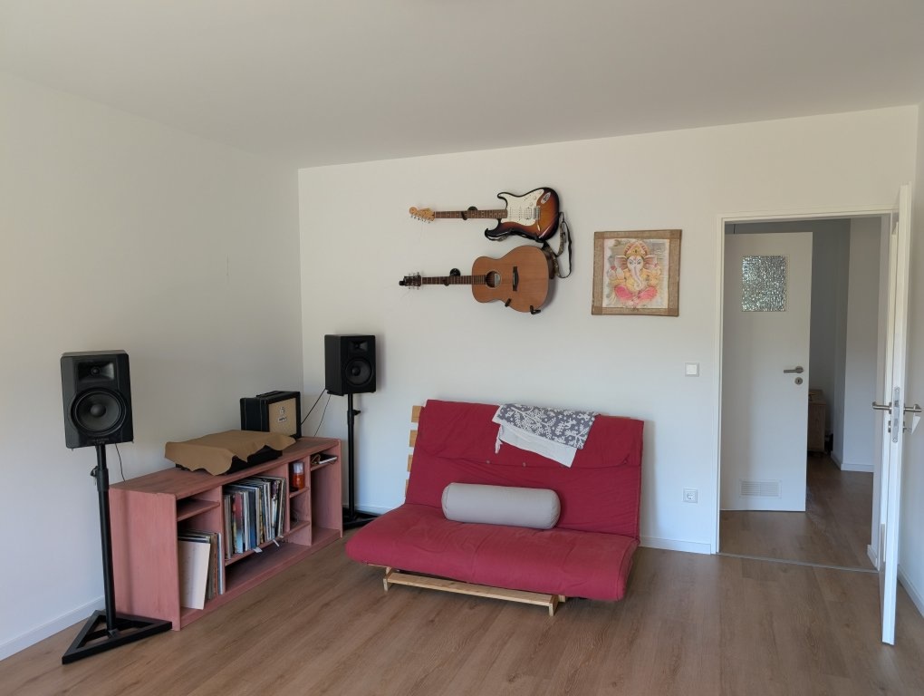Temporary Sublet: Furnished Room/Apartment in Nuremberg-St. Johannis, 15 Dec 2026 – 30 Apr 2027 – Franzstraße, 90419 Nürnberg St Johannis – Vorschaubild 3