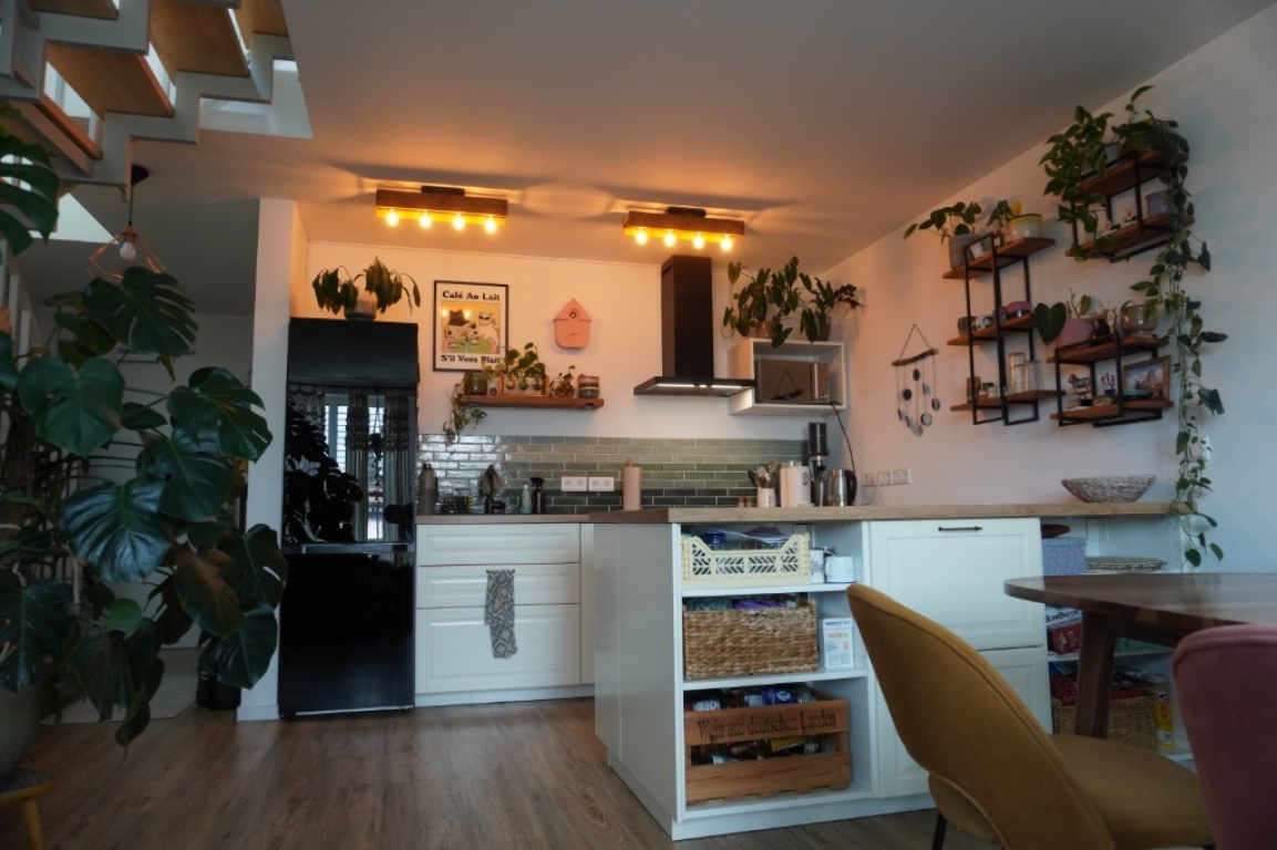Möblierte Maisonette-Wohnung mit Dachterrasse und Stellplatz in der Dresdner Neustadt zur Zwischenmiete – Lößnitzstraße, 1097 Dresden Leipziger Vorstadt – Vorschaubild 14