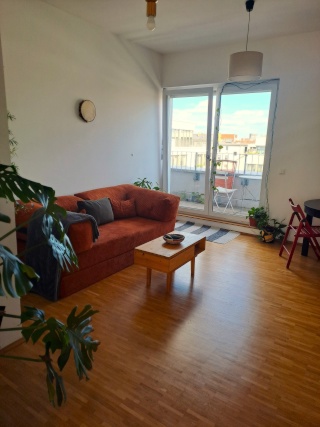 Bright 2-rooms apartment with balcony in Fshain — photo 1