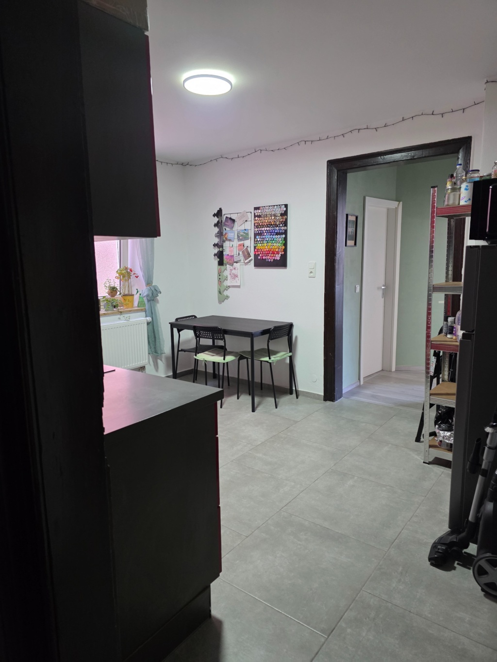 Ab Sofort, Zimmer in einer ruhigen, renovierten Wohnung für ein semester, mit Möbel – 93053 Regensburg Kasernenviertel – Vorschaubild 8