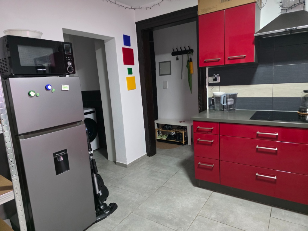 Ab Sofort, Zimmer in einer ruhigen, renovierten Wohnung für ein semester, mit Möbel – 93053 Regensburg Kasernenviertel – Vorschaubild 11