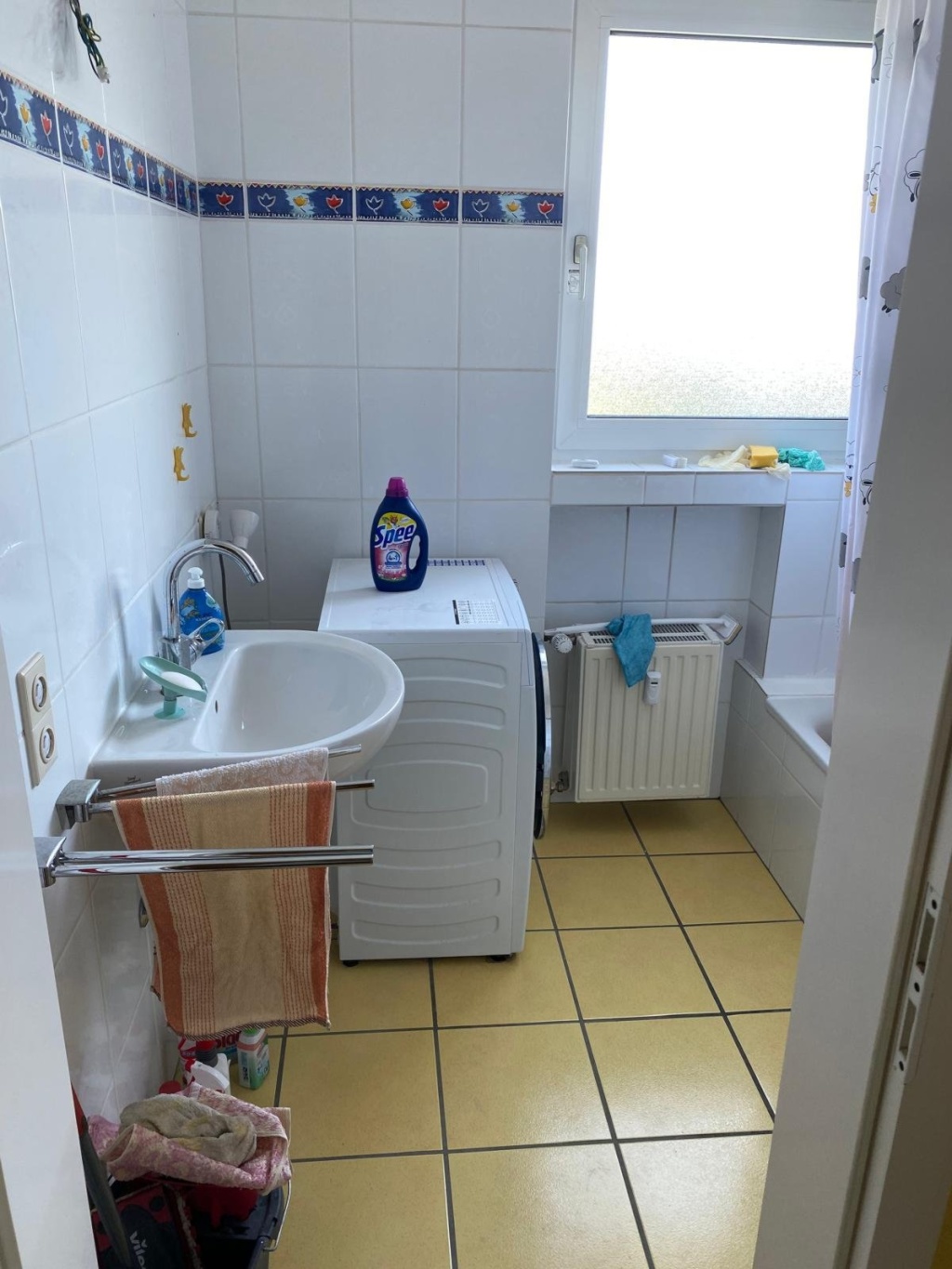 3-Zimmer Wohnung, 89 m2, voll möbliert, Balkon – Düsseldorf Lörick – €1.750 warm – ab 27.08.2026 – 40547 Düsseldorf Lörick – Vorschaubild 8