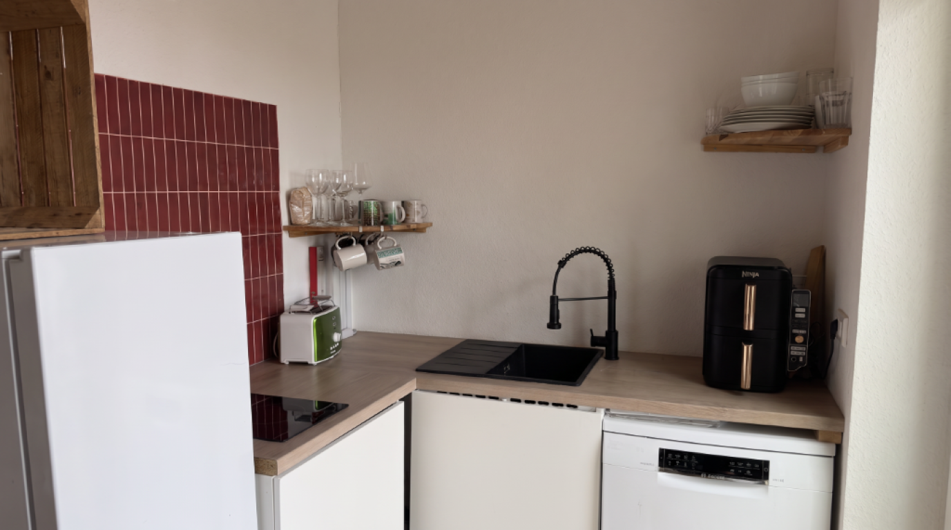 Ehrenfeld – Neubau mit Balkon zur Zwischenmiete – WG geeignet – Iltisstr. 160, 50825 Köln Ehrenfeld – Vorschaubild 3