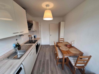 Imagen del anuncio: Neu eingerichtete 2er-WG – möblierte Zimmer, eines mit Balkon