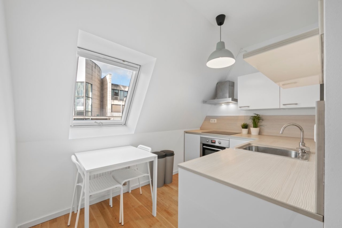 Privates Zimmer in einer Wohngemeinschaft in der Friedrichstraße – Friedrichstraße, 10117 Berlin Mitte – Vorschaubild 2