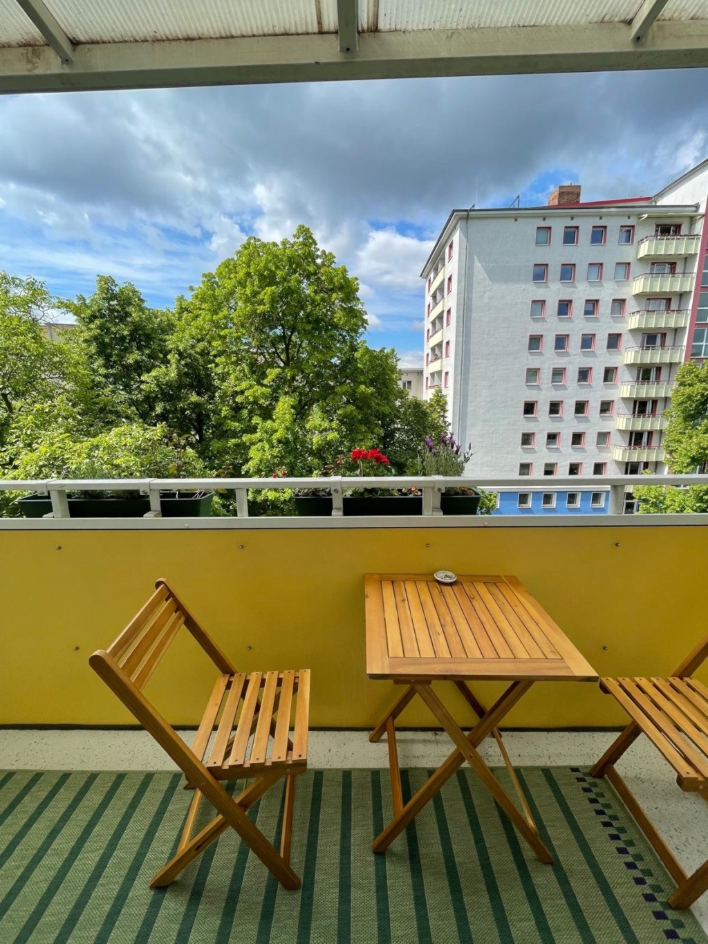 One Month Sublet in Mitte *Entire Apartment* — Einmonatige Untervermietung in Mitte *Ganze Wohnung* – Invalidenstraße 14, 10115 Berlin Mitte – Vorschaubild 5