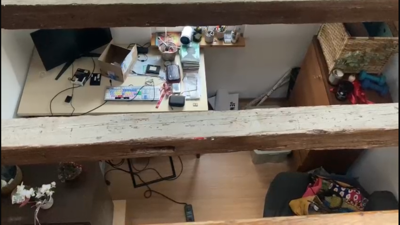 Wohnung Mitte Hospitalstraße - Blick vom kleinen Zimmer (2e Etage) auf das Wohnzimmer