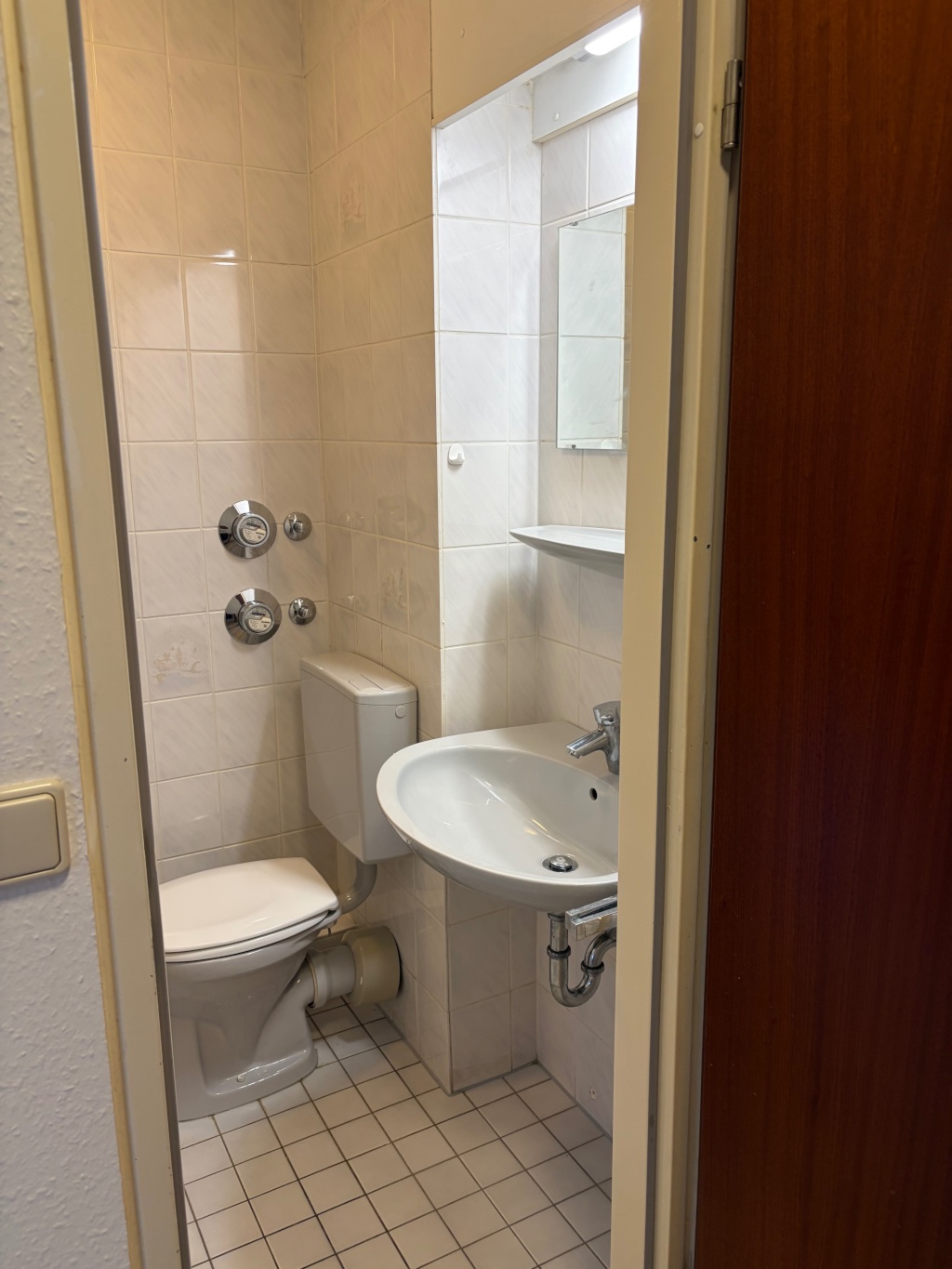 Studio Apartment in bester Lage (nähe Uni, Hbf, Hochschule) mit Küche - für Studenten – 68199 Mannheim Neckarau – Vorschaubild 6