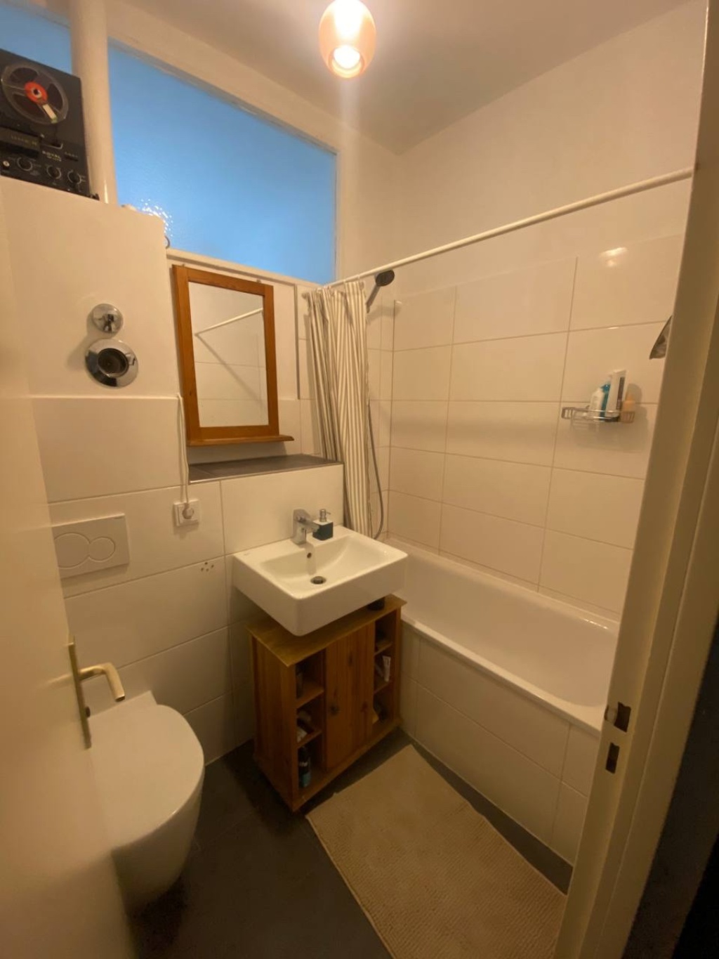 Tolle 1 Zimmer Wohnung Verfügbar – Kelbraerstr., 12059 Berlin Neukölln – Vorschaubild 7