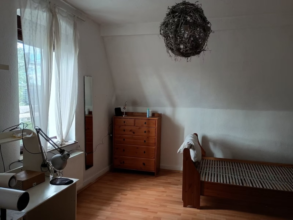 Vollmöbliertes 2-Zimmer-Apartment in Bochum-Gerthe – auch zimmerweise – Hiltroper Landwehr 65, 44805 Bochum Gerthe – Vorschaubild 5
