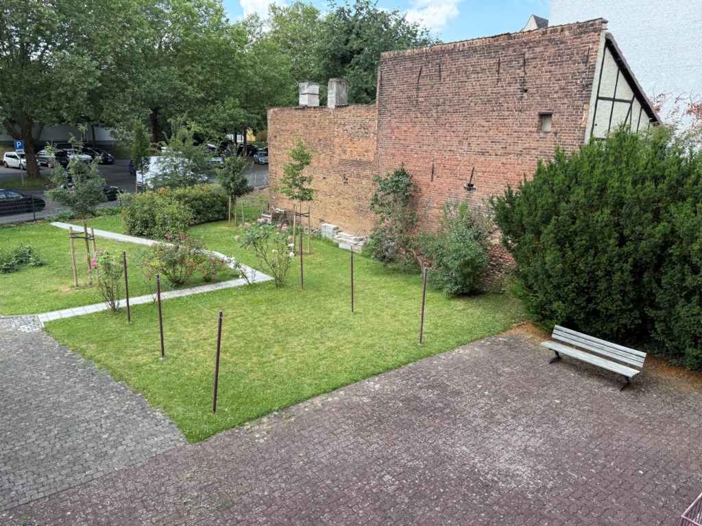 Wohnung 1. OG mit Gartennutzung (als 2-er WG geeignet): 3 Haltestellen zur Uni am HoPla in Kassel – Holländische Str., 34127 Kassel Nord-Holland – Vorschaubild 15