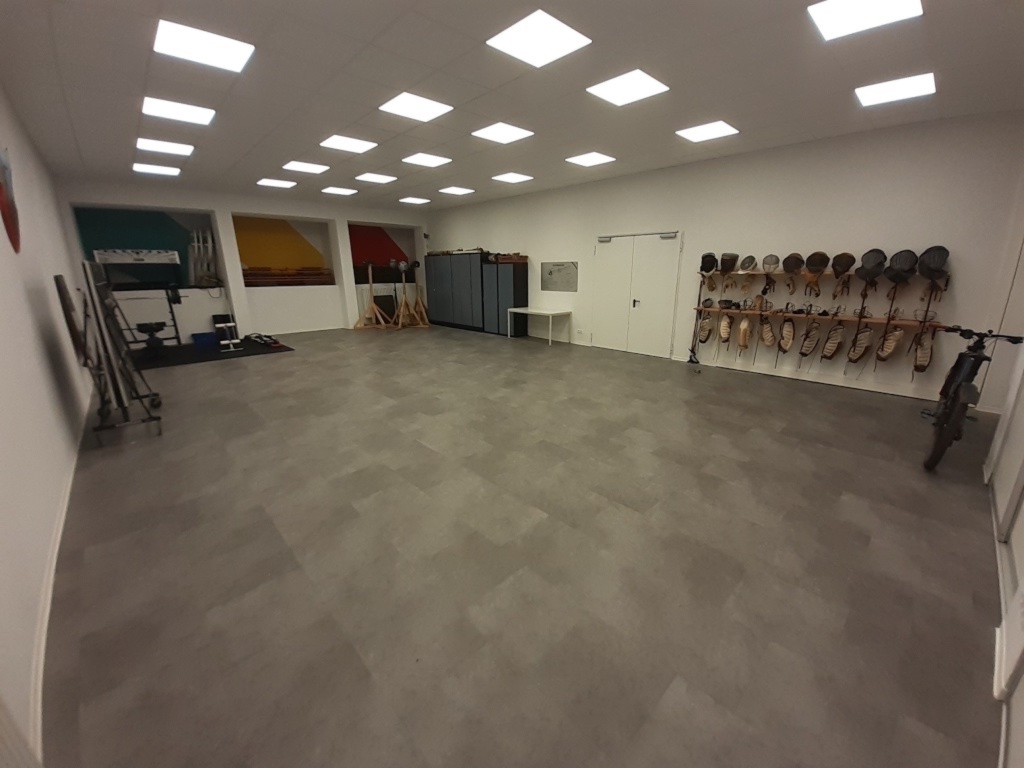 Habitación en WG Nord Birkenwaldstrasse 40 - Großer Sportraum im Haus – Platz für Training, Tischtennis und mehr.
