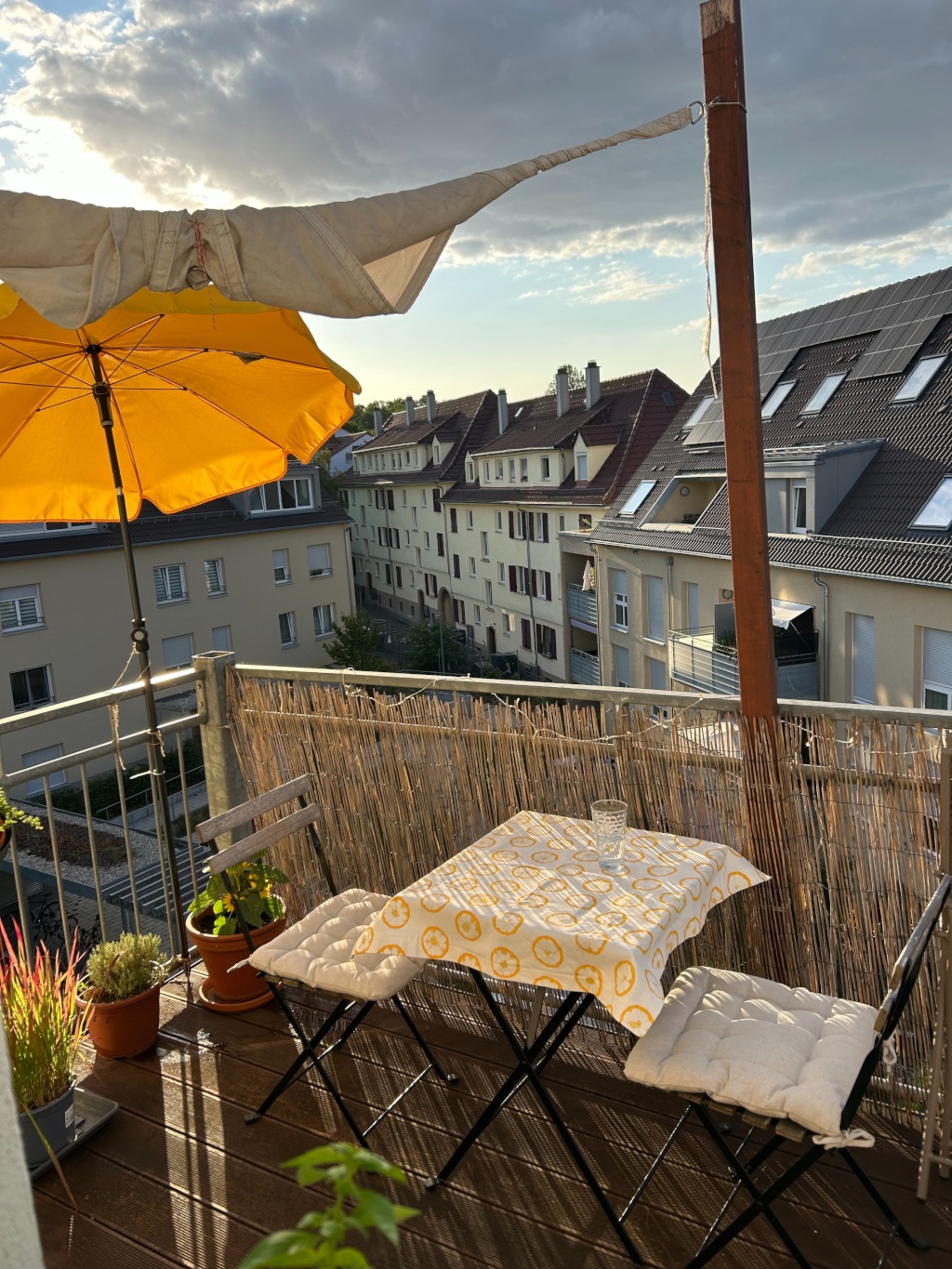 All inkl. 2 Zimmer Wohnung mit Balkon