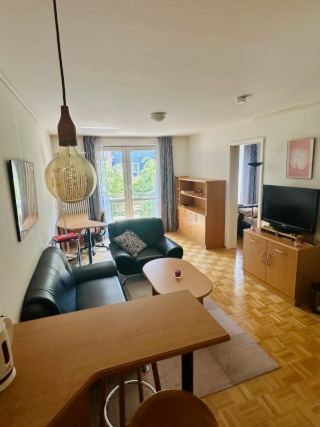 Schöne möblierte 2-Zimmer-Wohnung mit Balkon in Charlottenburg — photo 1