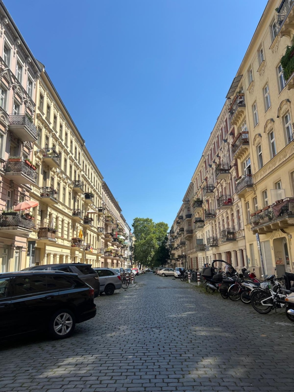 1- Zimmer Wohnung für 1 Monat im September - perfekte Lage, schönste Ecke Kreuzbergs!