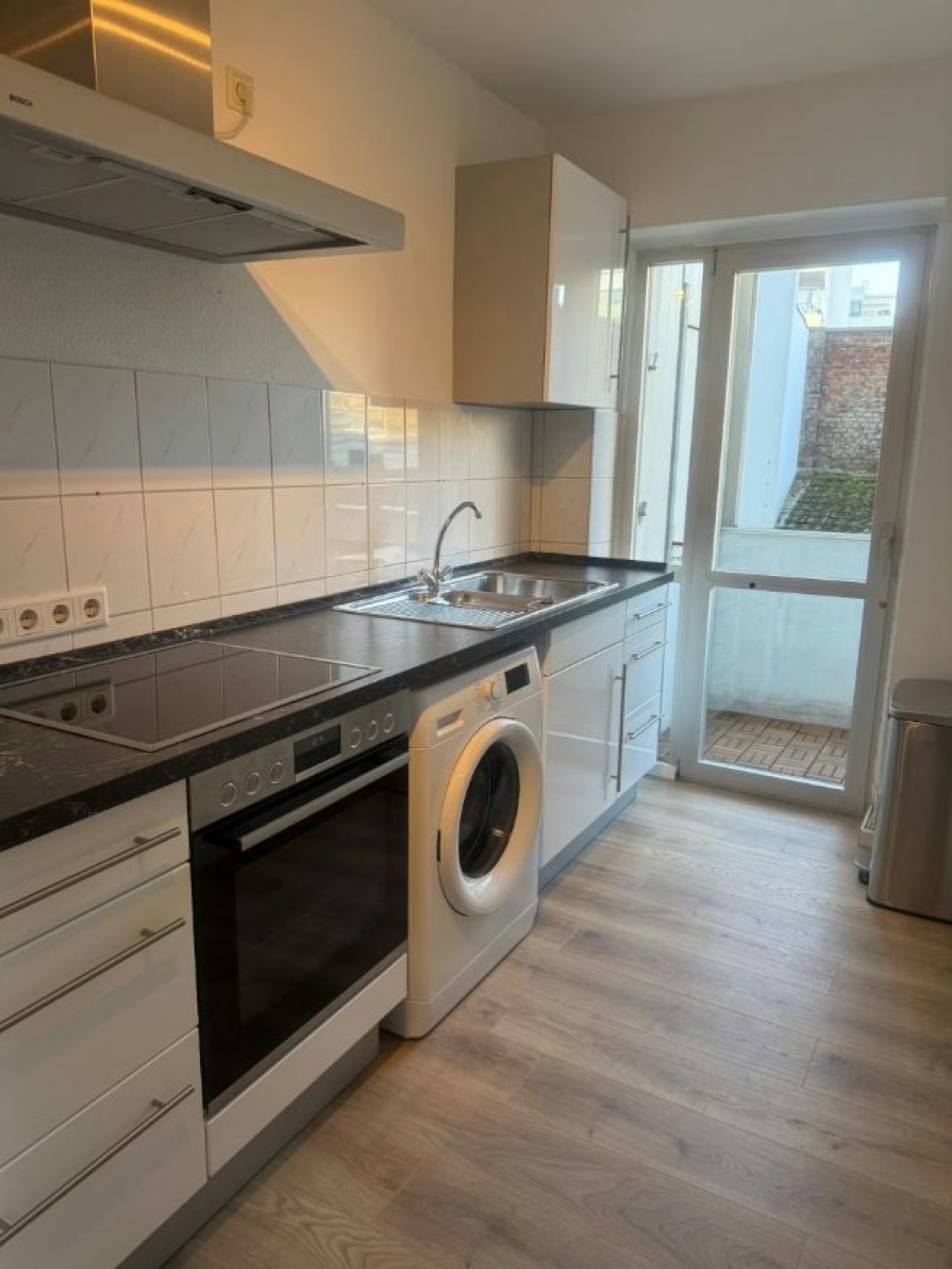 Modernes Zimmer in Derendorf – 40476 Düsseldorf Derendorf – Vorschaubild 5