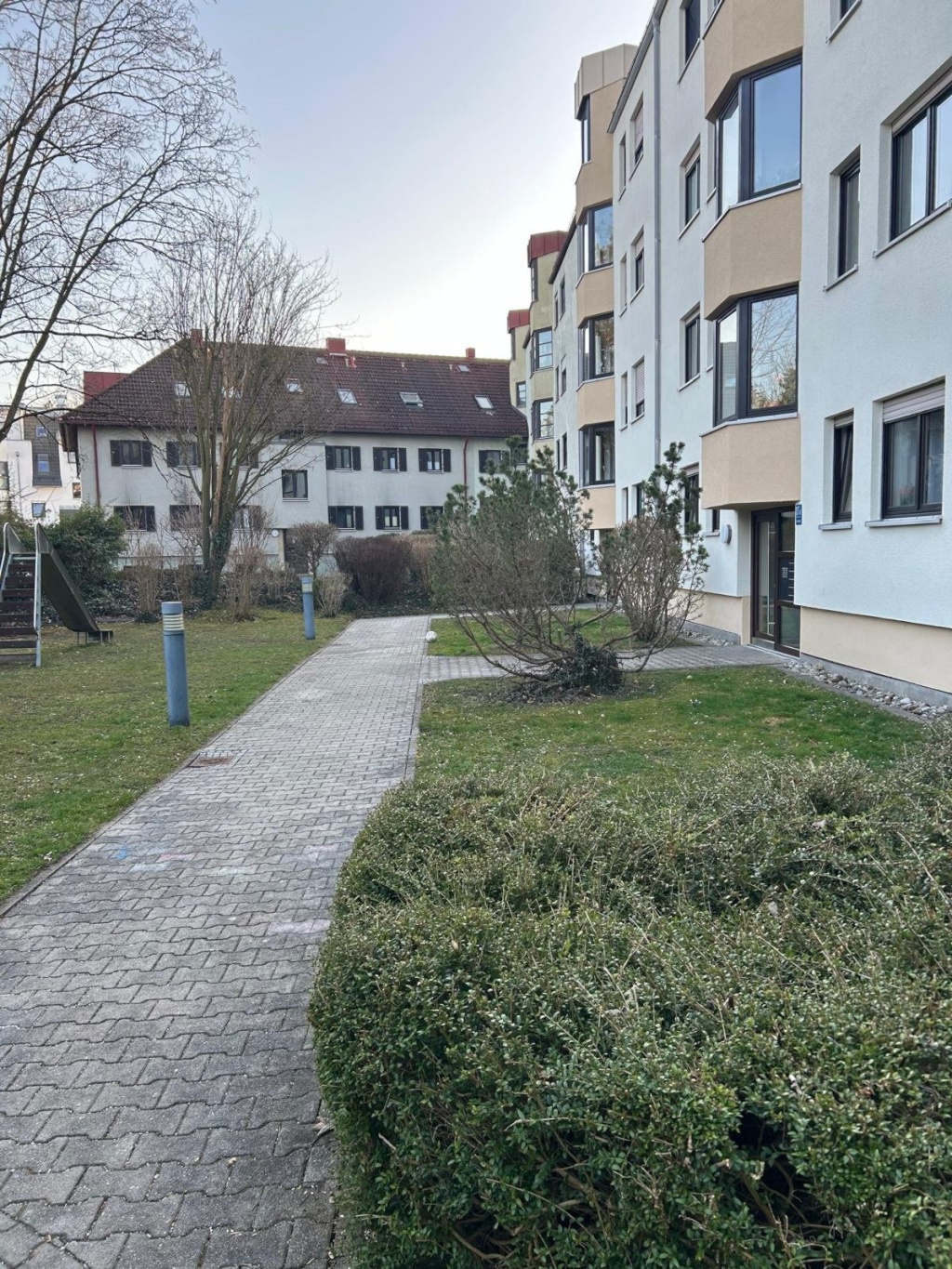 WG-Zimmer Obersendling Aidenbachstraße 115 - Hauseingang