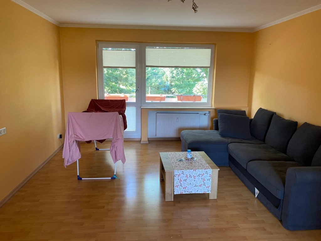 3-Zimmer Wohnung, 89 m2, voll möbliert, Balkon – Düsseldorf Lörick – €1.750 warm – ab 27.08.2026 – 40547 Düsseldorf Lörick – Vorschaubild 4