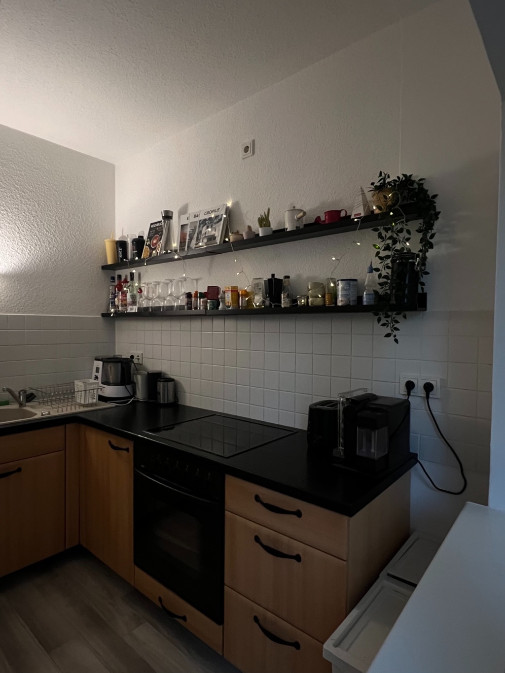 Möbelierte 2-Zimmer-Wohnung mit Balkon – Dortmunderstraße, 99086 Erfurt Johannesvorstadt – Vorschaubild 2