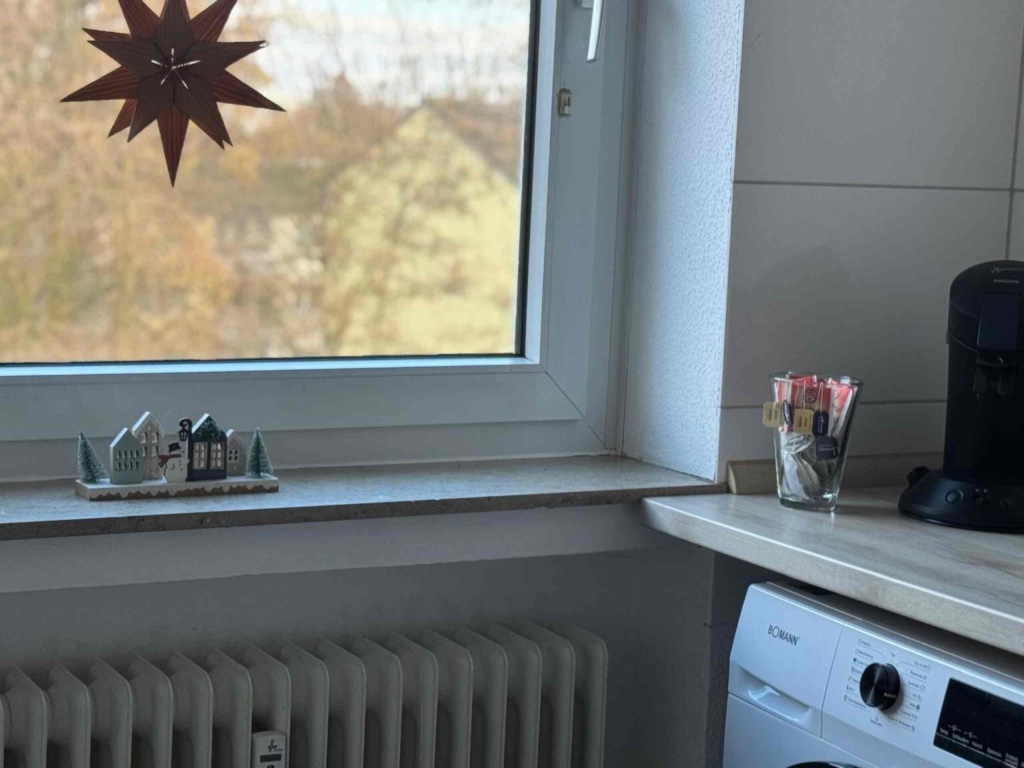 Neu eingerichtete 2er-WG – möblierte Zimmer, eines mit Balkon – Elpke 21a, 33605 Bielefeld Stieghorst – Vorschaubild 4
