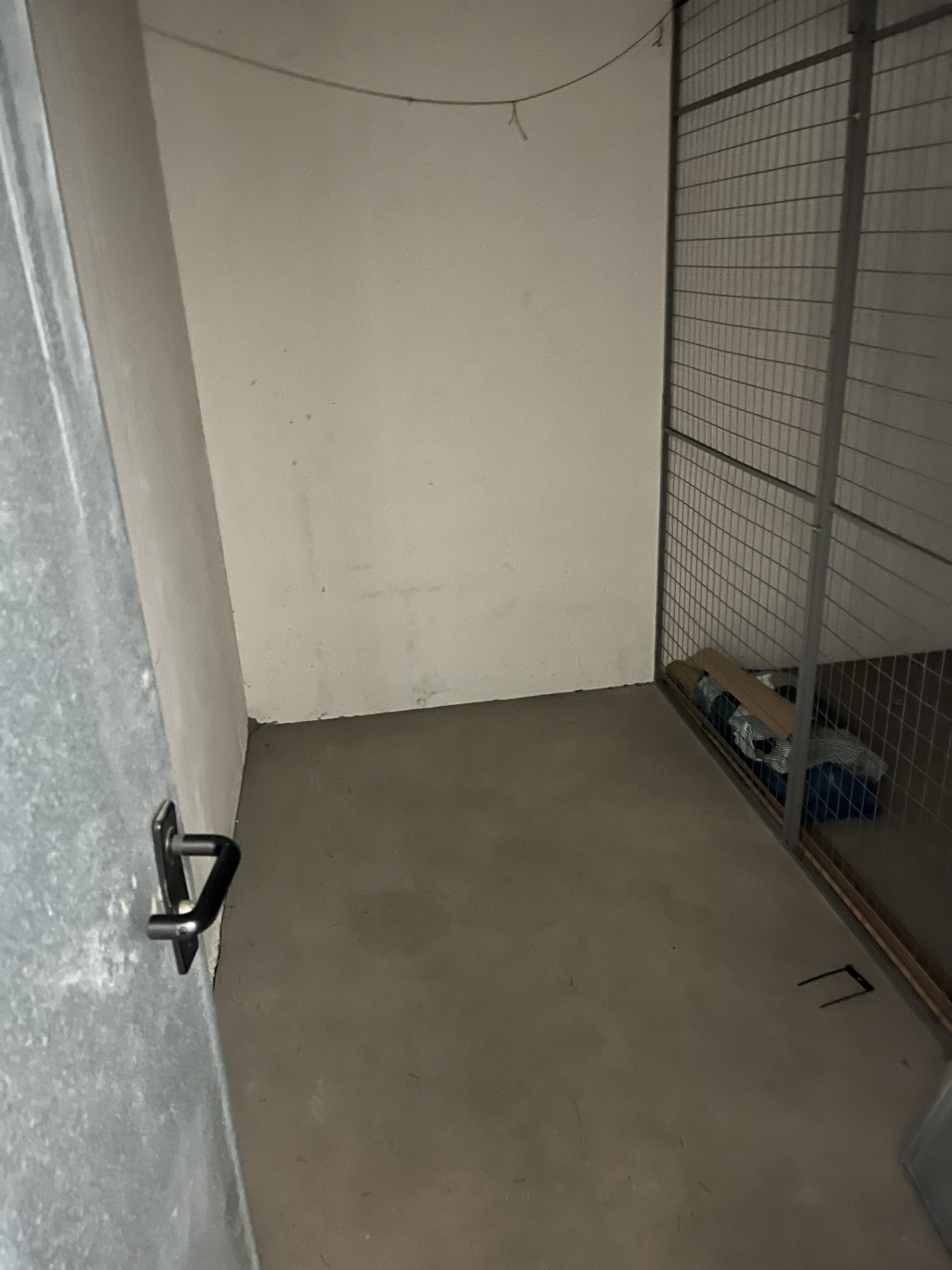 Ab 1.11.: Schöne 1-Zimmer Wohnung mit Gartenterrasse, Küchenzeile, Tiefgaragenstellplatz in Nähe Uniklinik – 40225 Düsseldorf Bilk – Vorschaubild 4