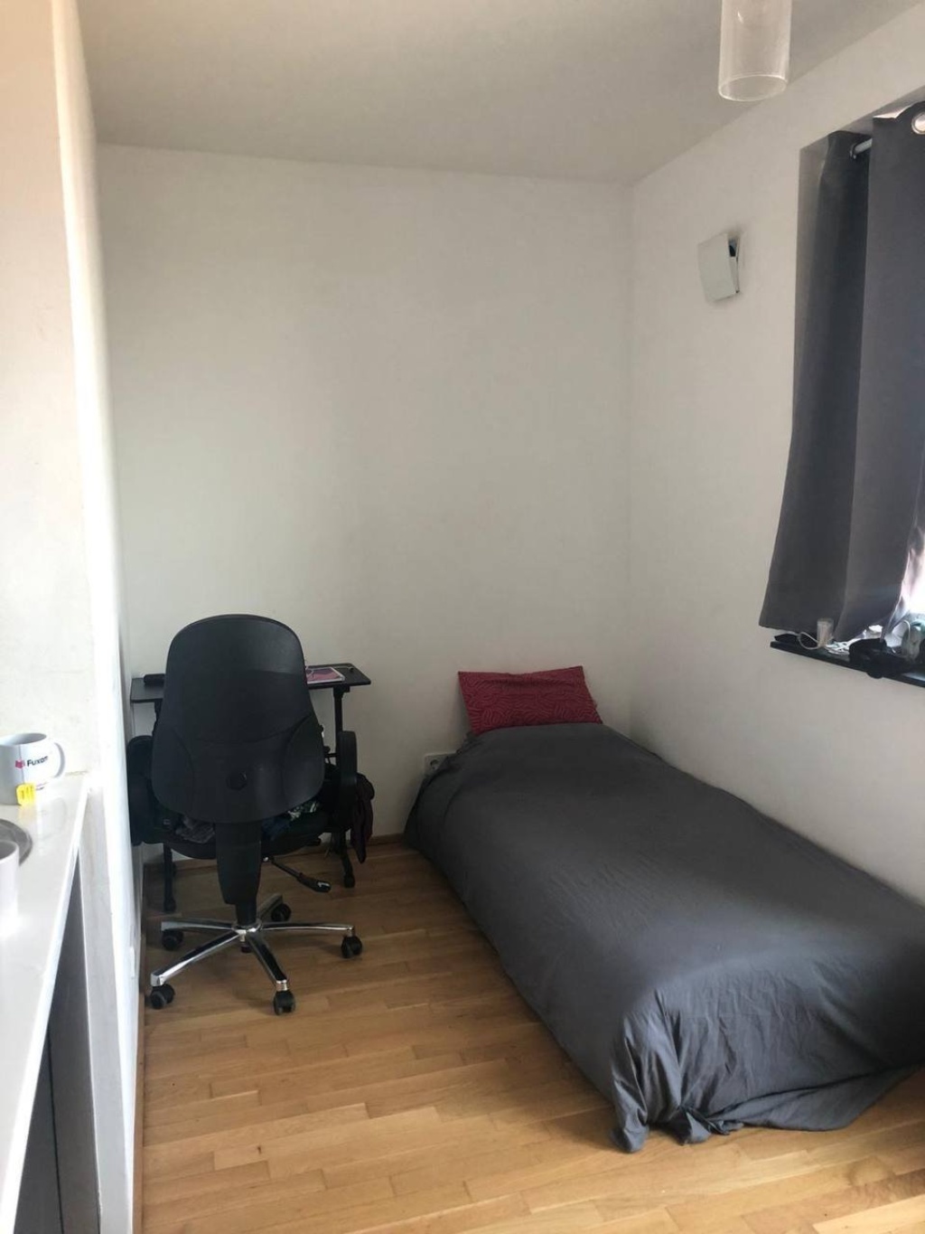 Studio Apartment for Sublet – August 25-31 Only – Berlin – Quartiersweg 6, 10829 Berlin Schöneberg – Vorschaubild 3