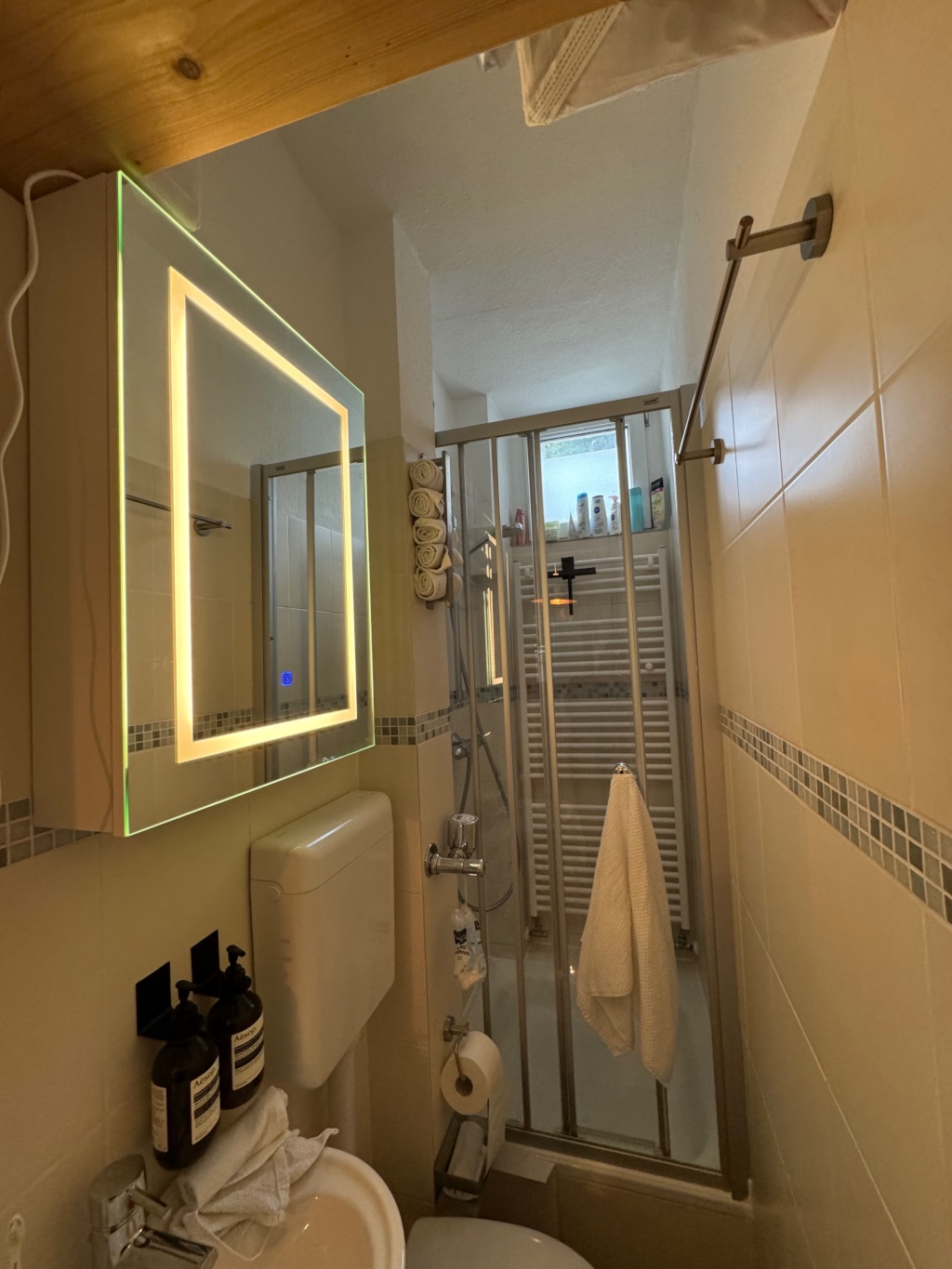 Möbilerte 3 Zimmer Wohnung in Eppendorf – Geschwister-Scholl-Straße, 20251 Hamburg Eppendorf – Vorschaubild 9