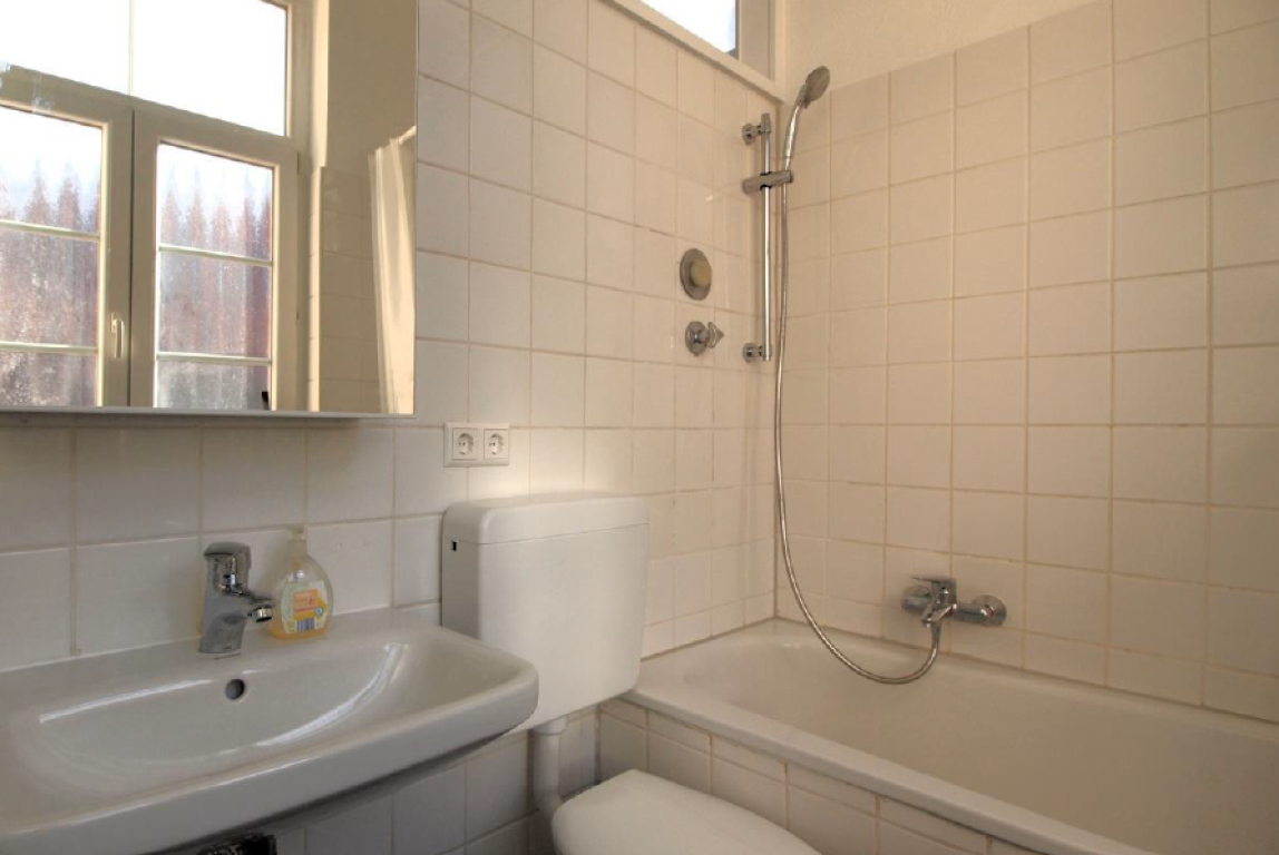 Wohnung Mitte Asperger Straße 49 - Tageslichtbad