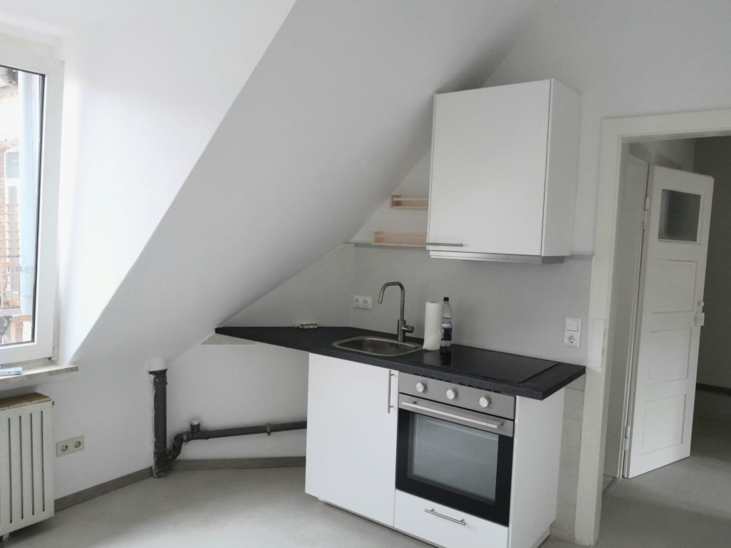 3 Zimmerwohnung, nähe städt. Klinikum