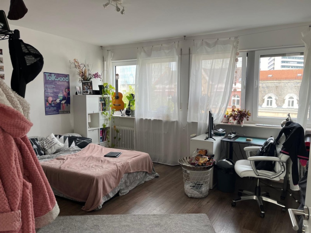 WG-Zimmer Offenbach am Main Kaiserstraße 58 - Dein Zimmer