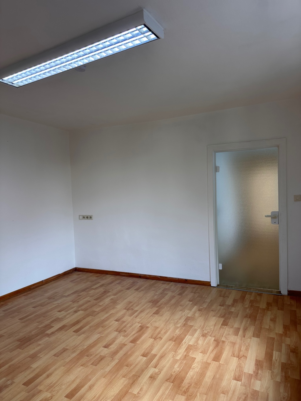 Koblenz-Altstadt 2er WG jeweils €650 / komplett €1300warm – Schanzenpforte 6, 56068 Koblenz Altstadt – Vorschaubild 9