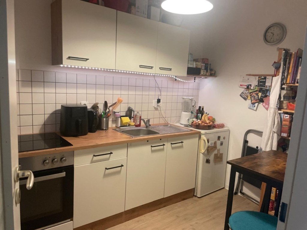 Zwischenmiete: Gemütliche, möblierte 1-Zimmer-Wohnung mit großem Balkon in Potsdam-Bornstedt (11.09-11.10.) – Dennis-Gabor-Straße, 14469 Potsdam Bornstedt – Vorschaubild 9