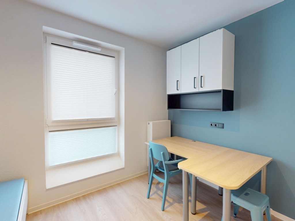 1 Monat mietrfrei! Modern Living im Quartillion Wiesbaden – möbliertes Studentenapartment – Im Rad 15, 65197 Wiesbaden Biebrich – Vorschaubild 2
