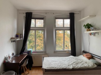 Ad image: Helles und schönes Zimmer in der Leipziger Straße-GIRLS ONLY