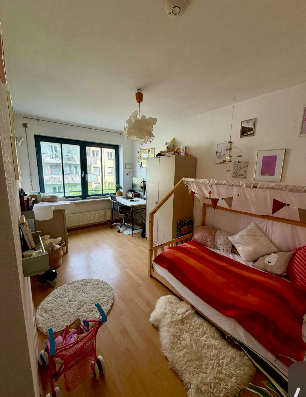 Flat Sendling Bruder 9 - Kinderzimmer/ Büro