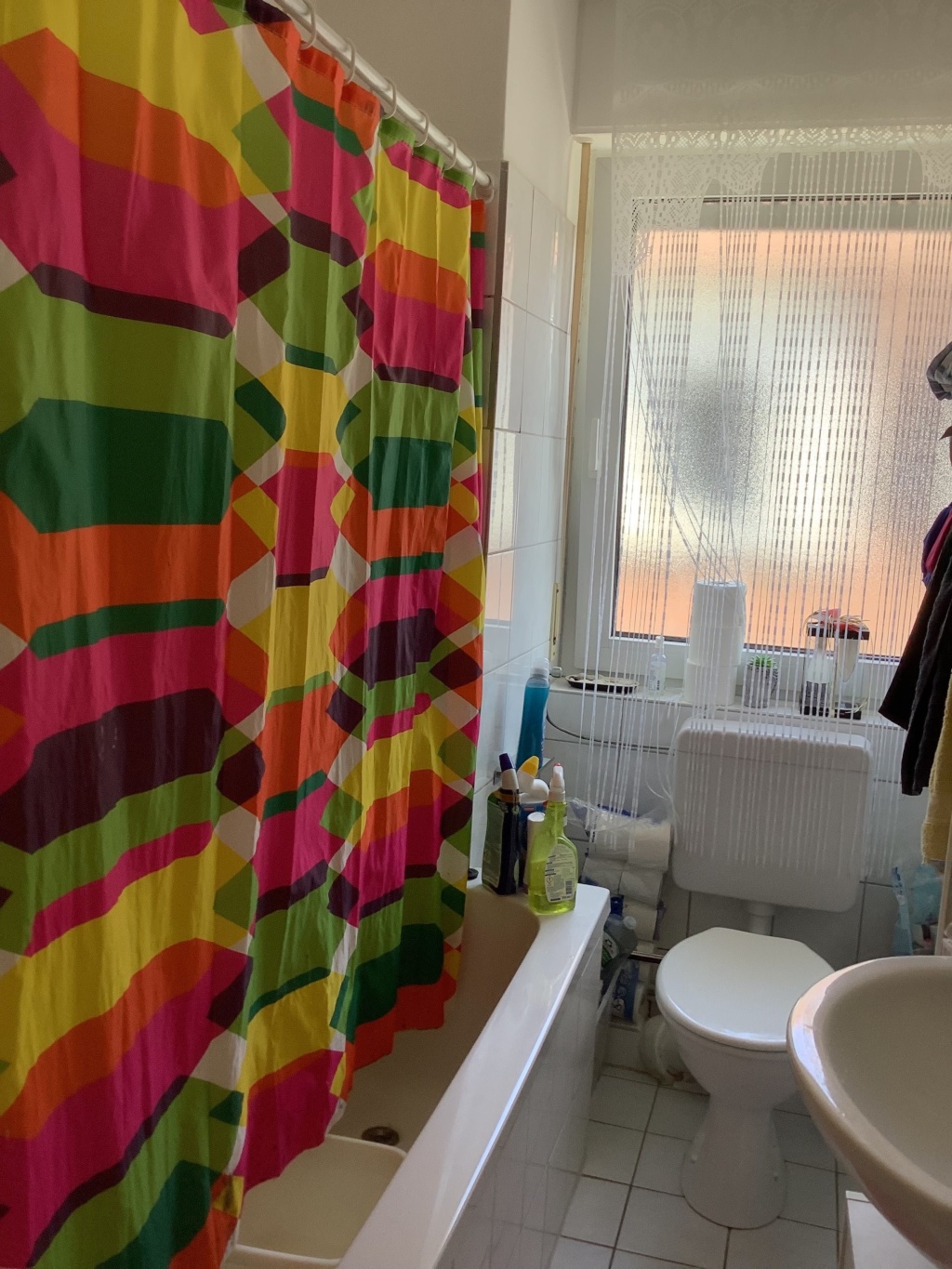 Hochwertig möblierte 3-Zimmer-Wohnung in Bielefeld-Mitte mit Balkon – befristete Untermiete – Weddigenstrasse, 33604 Bielefeld Innenstadt – Bild 1 von 6