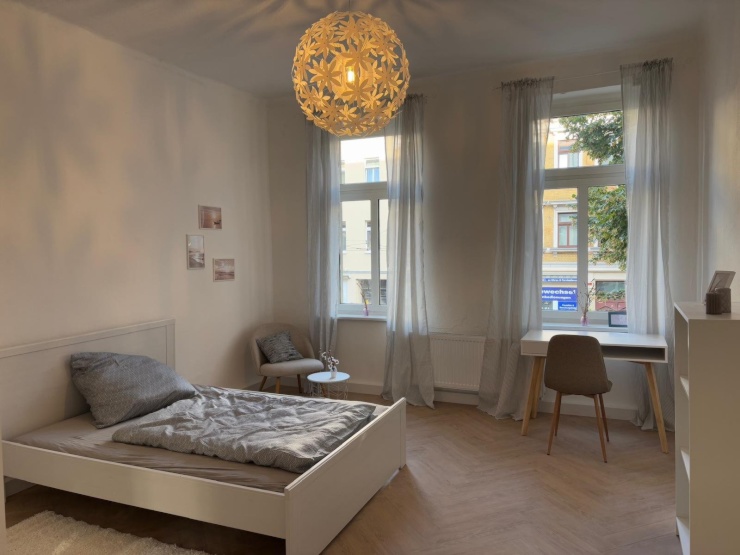 Schönes möbliertes Zuhause in herzlicher Mädels-WG - frei ab 1. Oktober