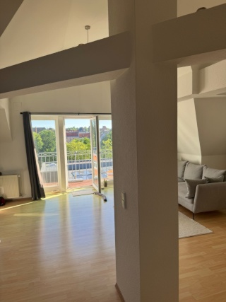 Exklusives DG-Loft mit Südbalkon in Steglitz (Grenze Friedenau) – Flexibel auf Zeit 85m2 — photo 1