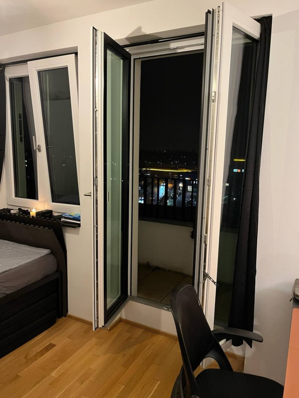 Studio Apartment for Sublet – August 25-31 Only – Berlin – Quartiersweg 6, 10829 Berlin Schöneberg – Vorschaubild 5