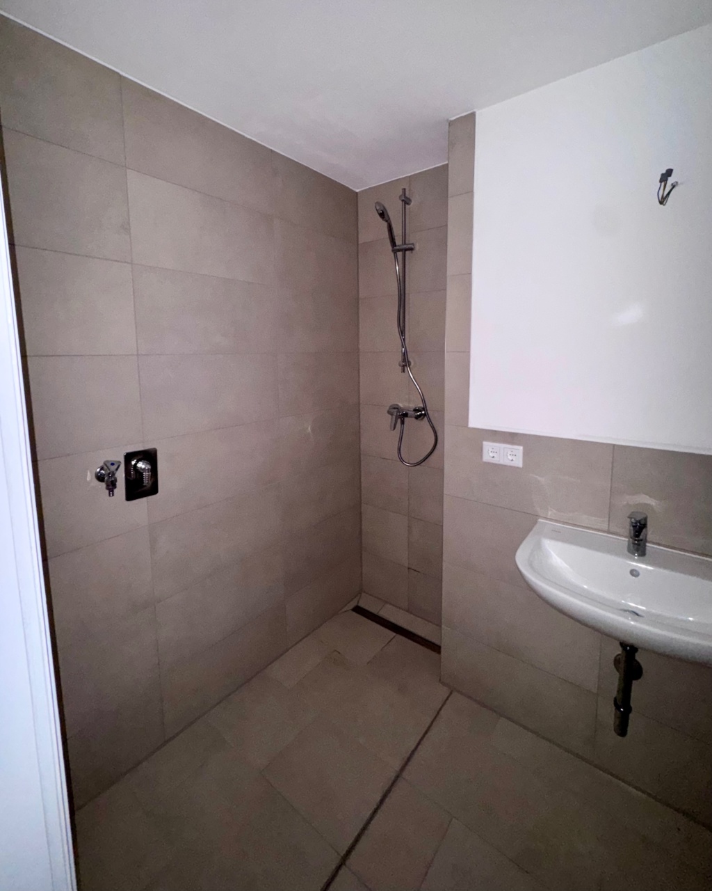Frisch sanierte 3-Zimmer-Wohnung in der Innenstadt – Spittlertorgraben 35, 90429 Nürnberg Himpelshof – Vorschaubild 8