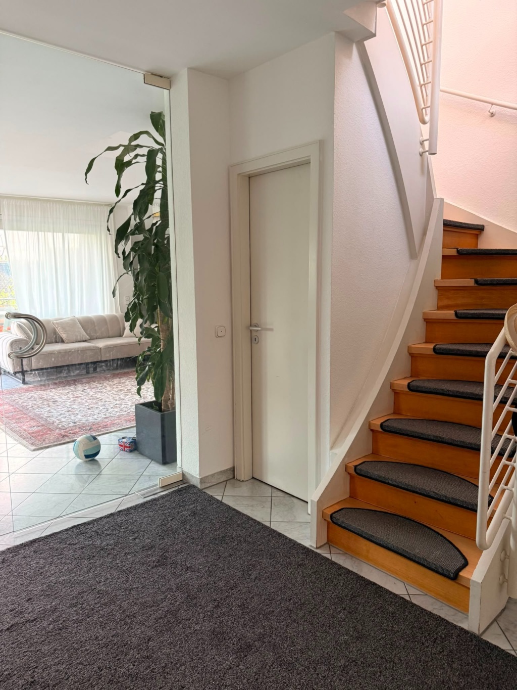 Exklusive 4-Zimmer Wohnung in bester Lage von Düsseldorf-Stockum – 40474 Düsseldorf Düsseldorf – Vorschaubild 9