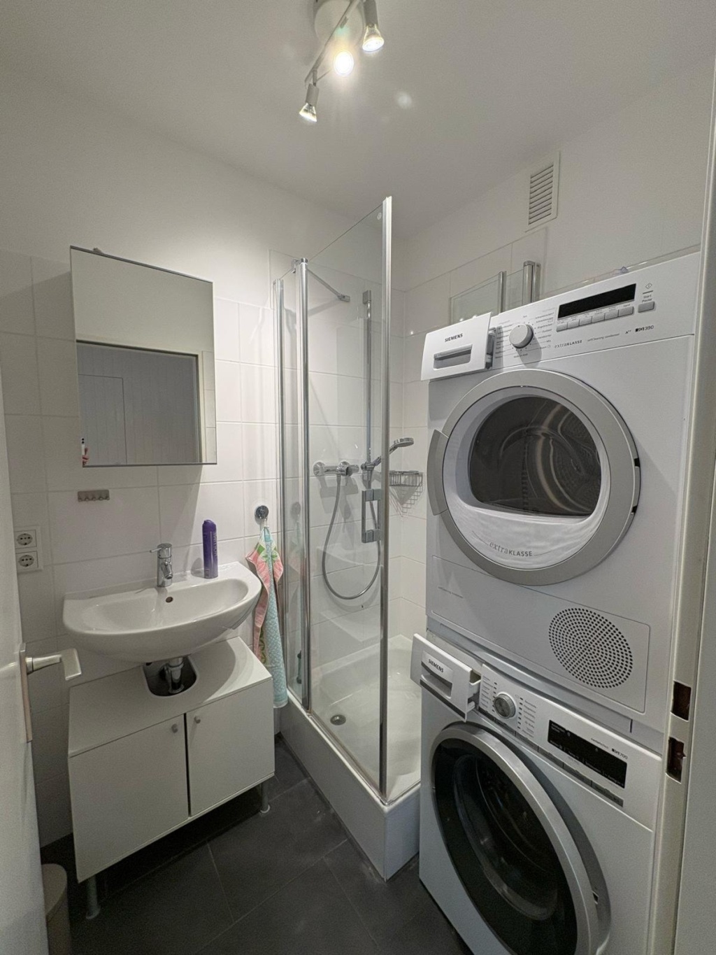 WG-Zimmer Neuhausen-Nymphenburg Hirschbergstraße 40 - Bild 6