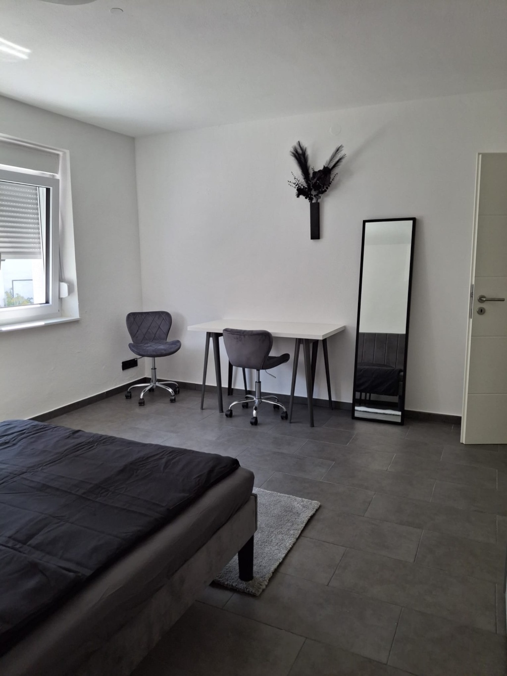 neusanierte Wohnung zu vermieten – Möwenweg 22, 70378 Stuttgart Hofen – Vorschaubild 3