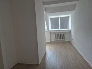 Anzeigenbild: 4er Damen-WG