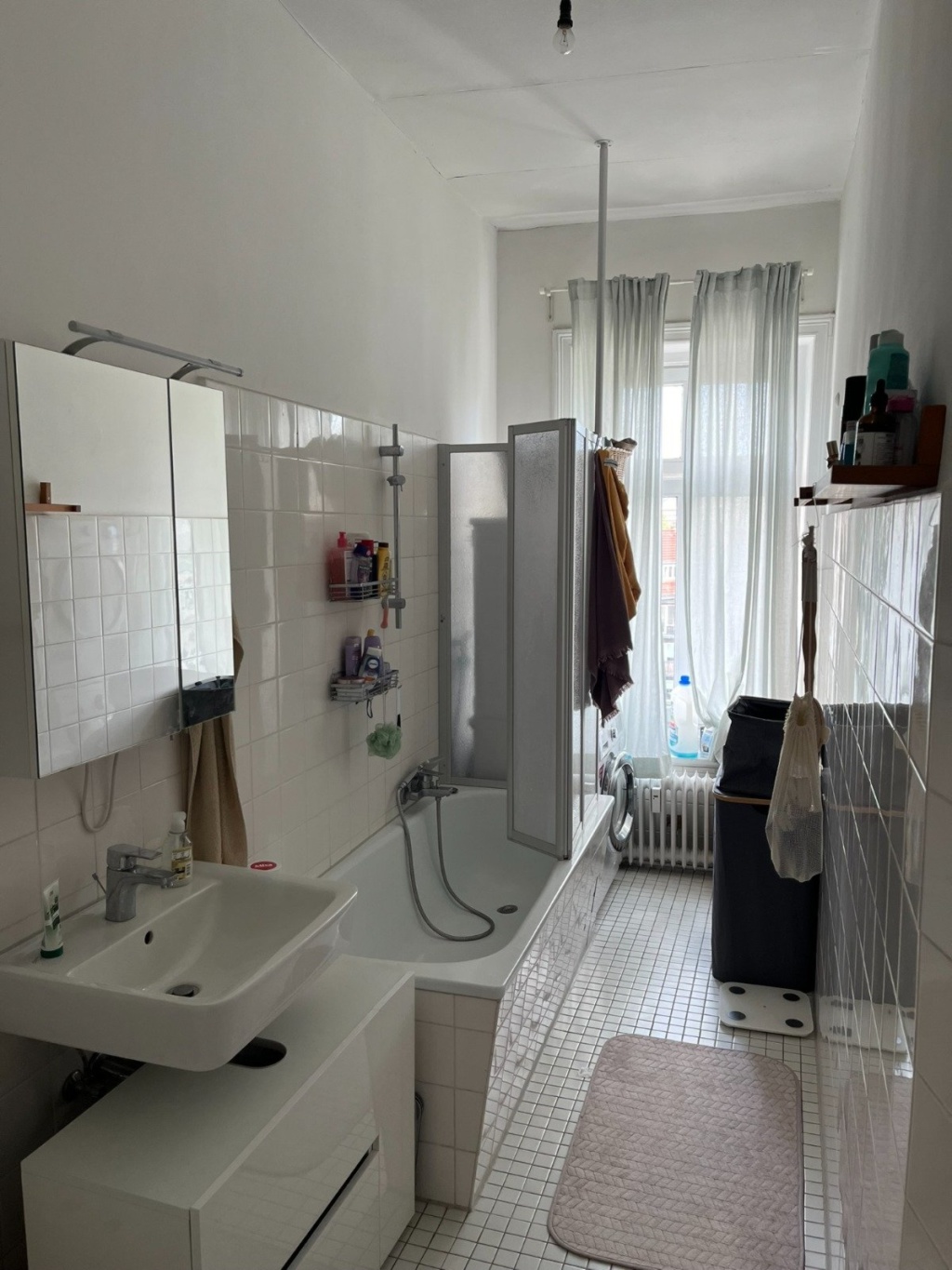 Möblierte 3-Zimmer-Wohnung im Herzen des Grindelviertels – stilvolles Wohnen auf Zeit (6–12 Monate) / Furnished 3-Room Apartment in the Heart of the Grindelviertel – Stylish Living in Hamburg for 6–12 Months – Grindelhof 2, 20146 Hamburg Rotherbaum – Vorschaubild 8